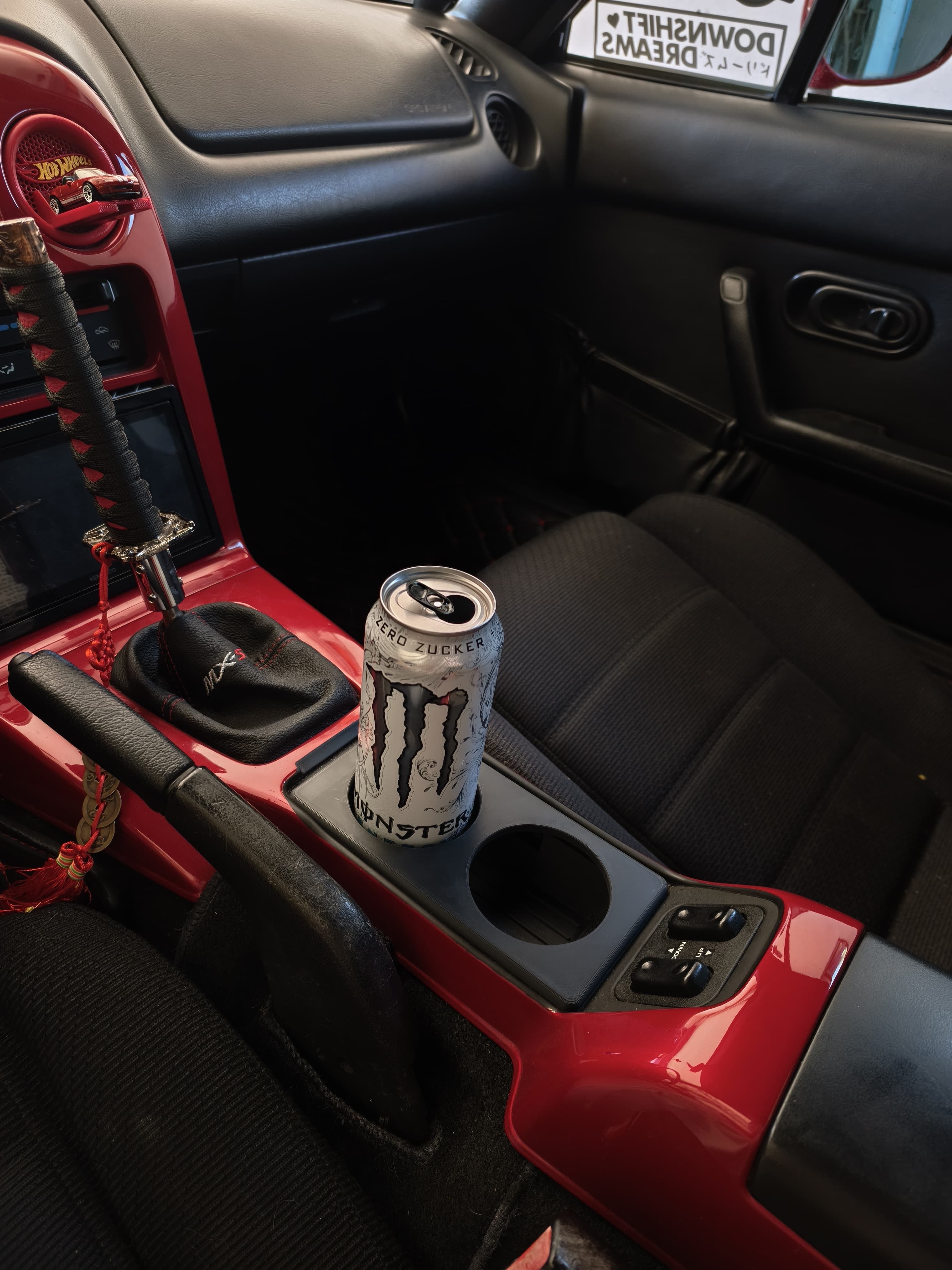 Getränkehalter Mazda MX-5 NA (1989–1998) – Clip-In Nachrüstung